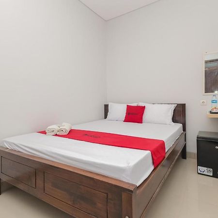 Reddoorz @ Gedangan Sidoarjo酒店 外观 照片