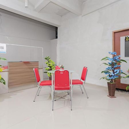 Reddoorz @ Gedangan Sidoarjo酒店 外观 照片