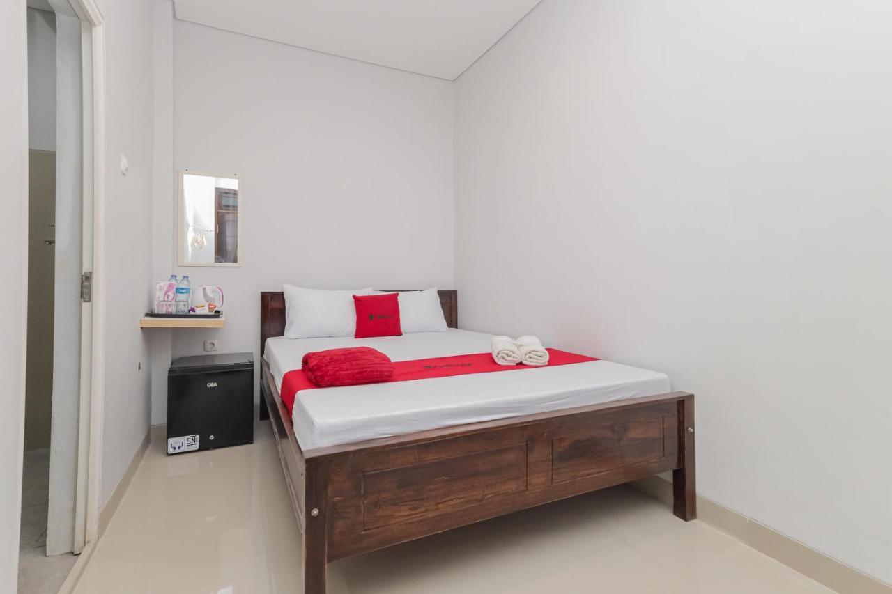 Reddoorz @ Gedangan Sidoarjo酒店 外观 照片