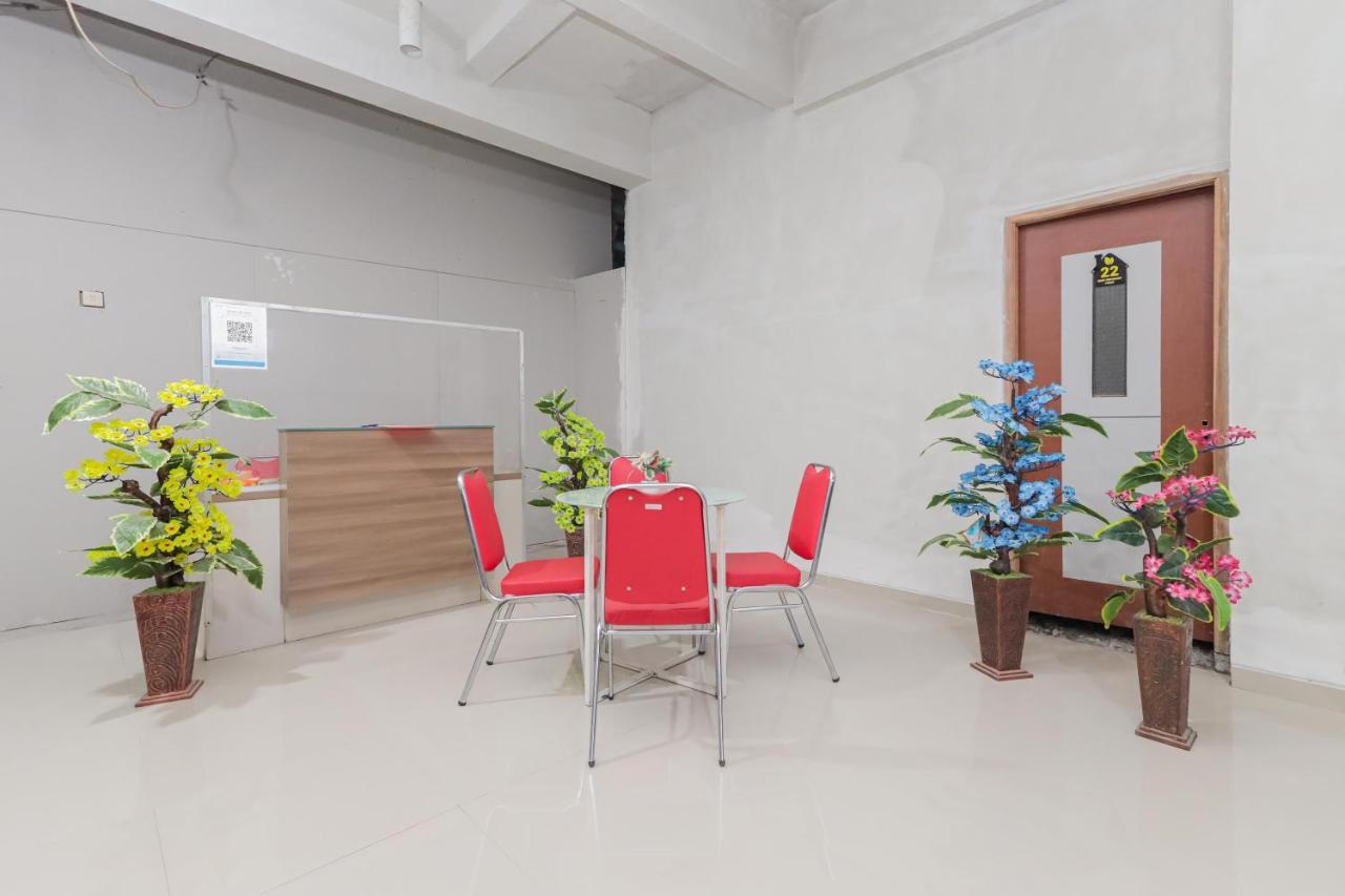 Reddoorz @ Gedangan Sidoarjo酒店 外观 照片