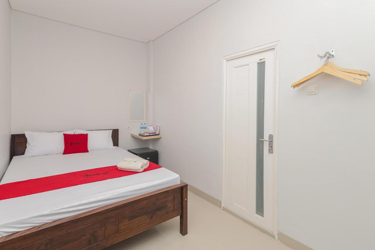 Reddoorz @ Gedangan Sidoarjo酒店 外观 照片